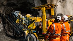 Peer-to-Peer Network in Underground Mine